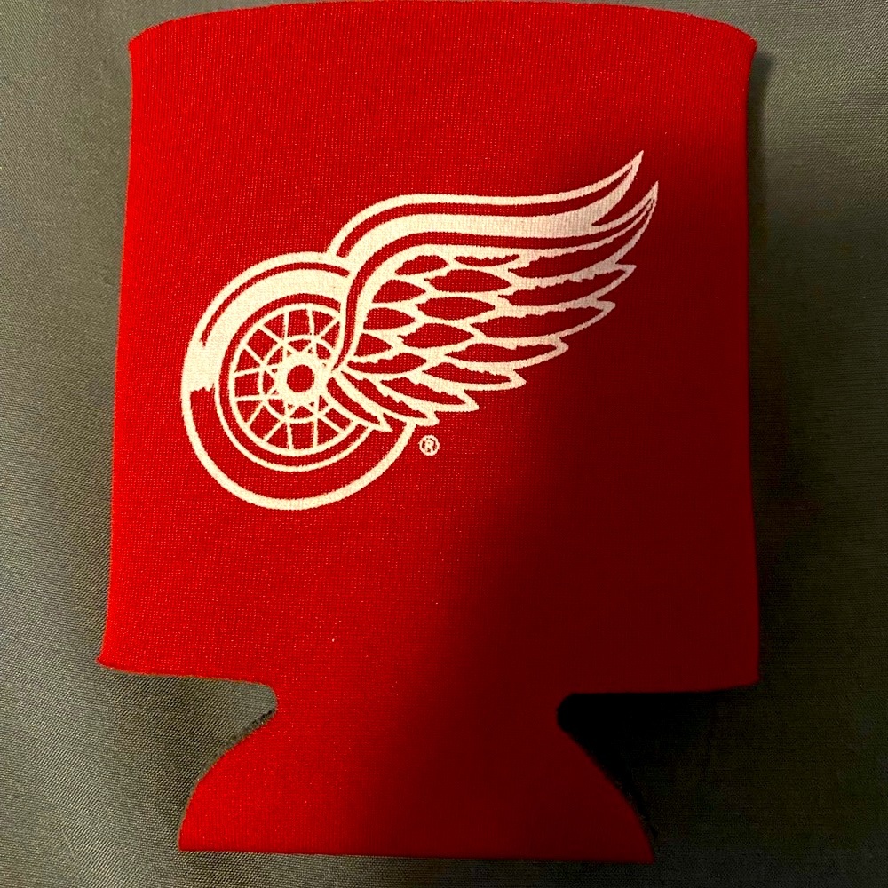 Detroit Red Wings - Fan Giveaway Beer Holder